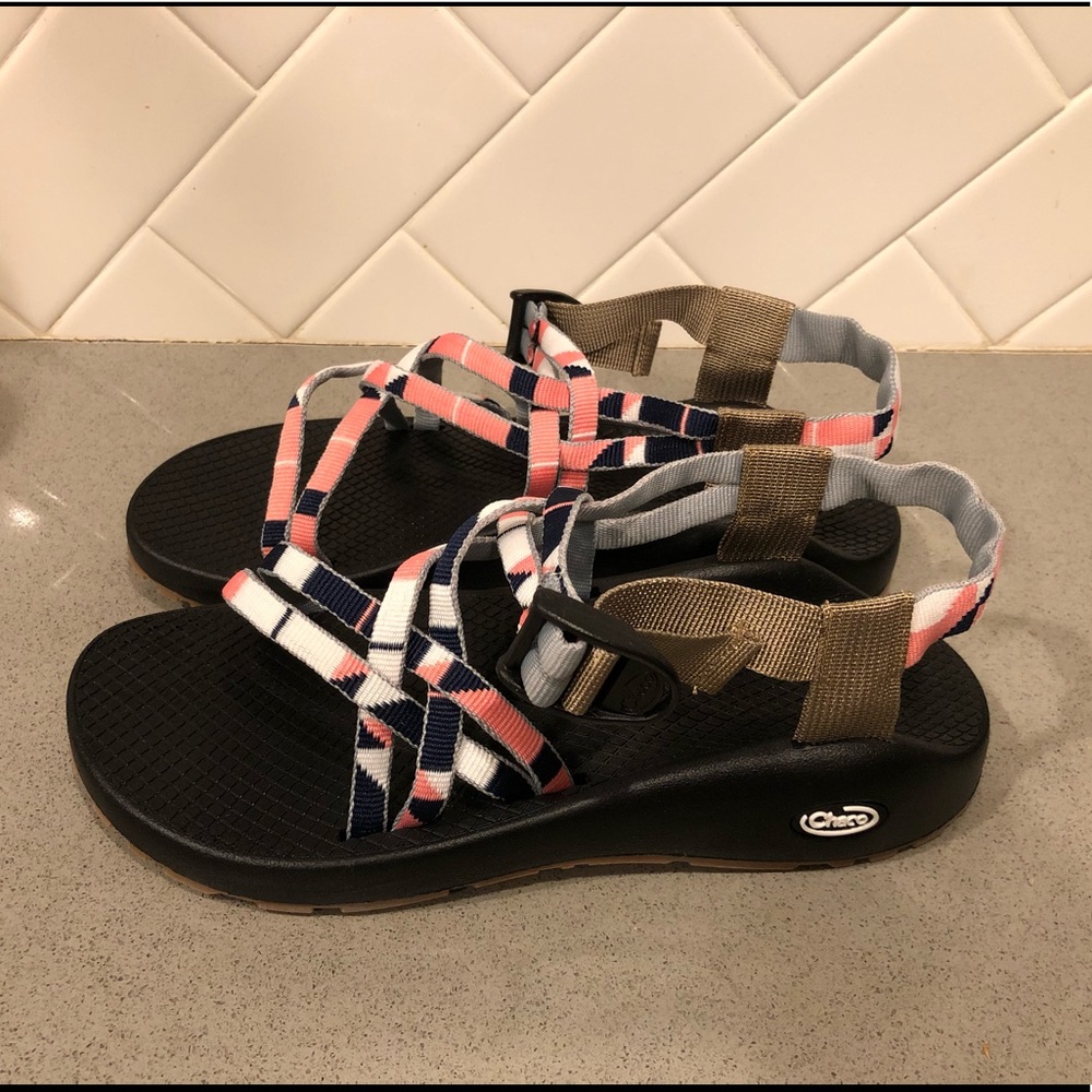 Chaco’s Women Size 10 Classic Z Double-Strap